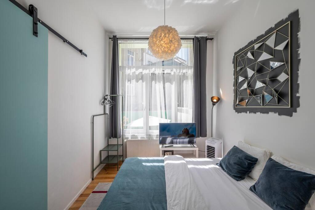 Superb 3 Bedroom & 3 Bathroom Duplex In Brussels City Centre Eksteriør bilde