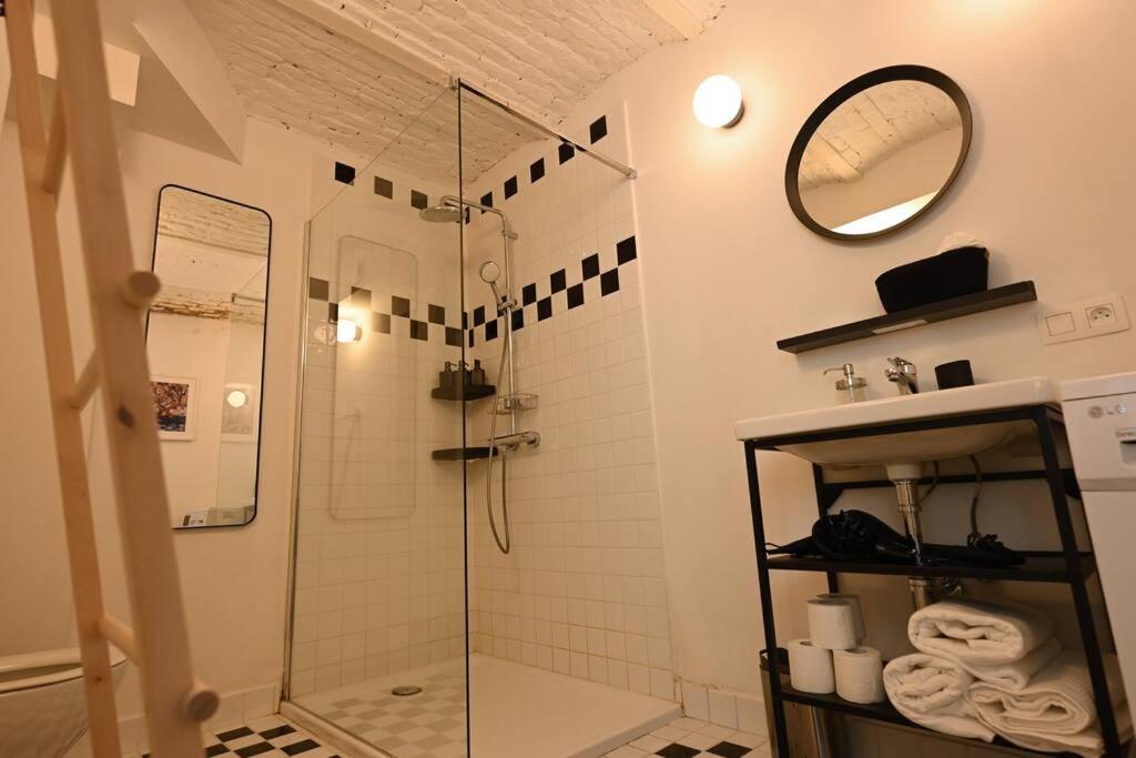 Superb 3 Bedroom & 3 Bathroom Duplex In Brussels City Centre Eksteriør bilde