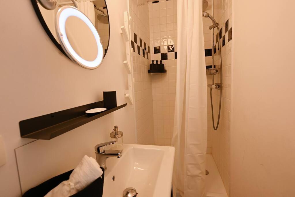 Superb 3 Bedroom & 3 Bathroom Duplex In Brussels City Centre Eksteriør bilde
