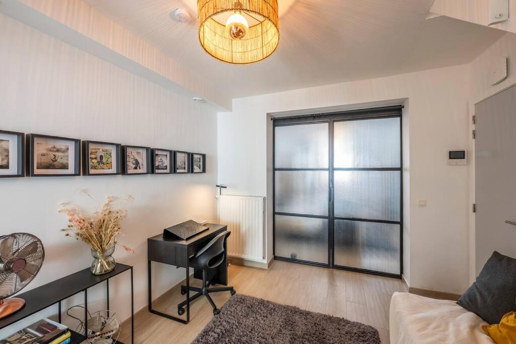 Superb 3 Bedroom & 3 Bathroom Duplex In Brussels City Centre Eksteriør bilde