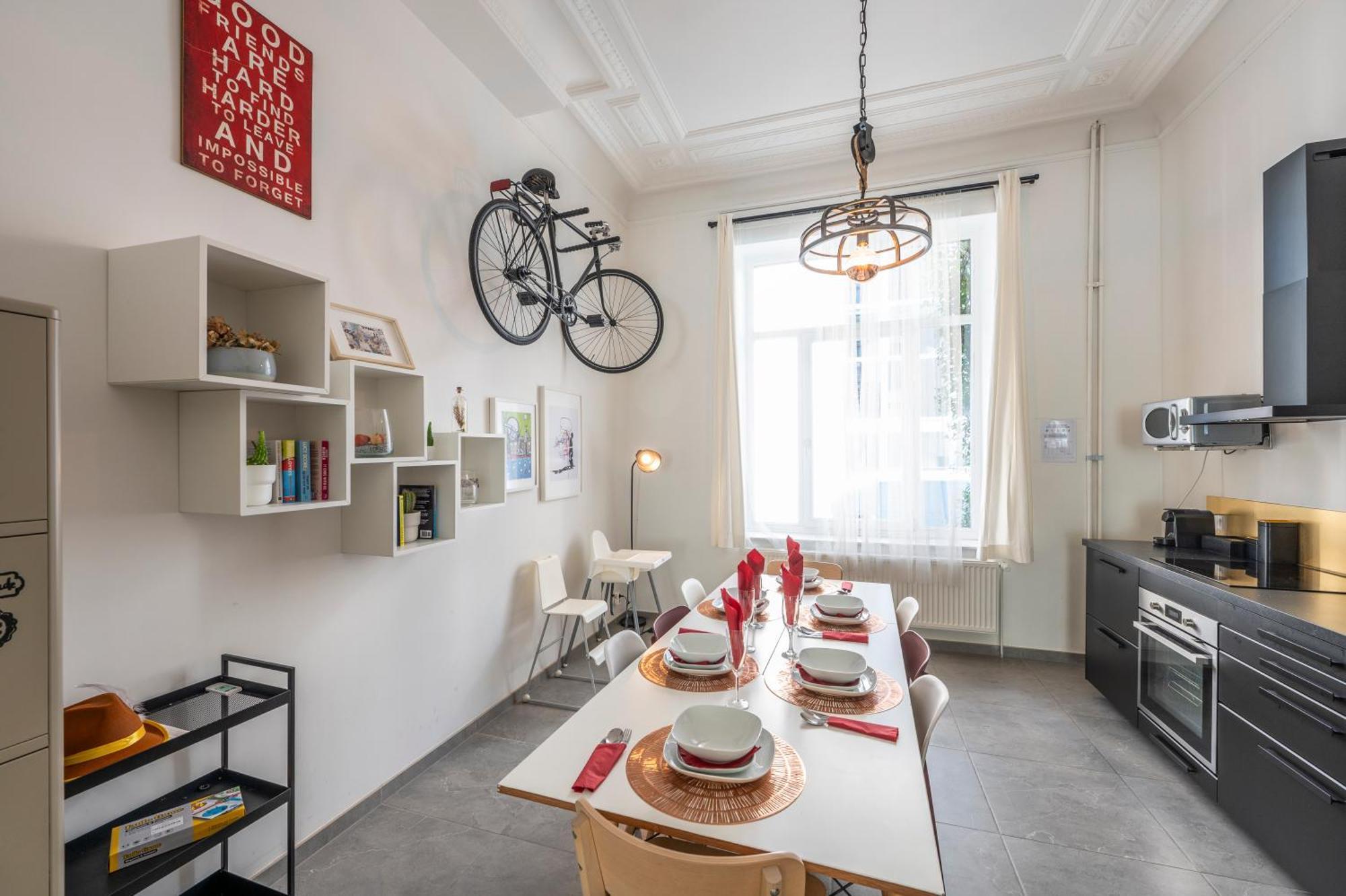 Superb 3 Bedroom & 3 Bathroom Duplex In Brussels City Centre Eksteriør bilde