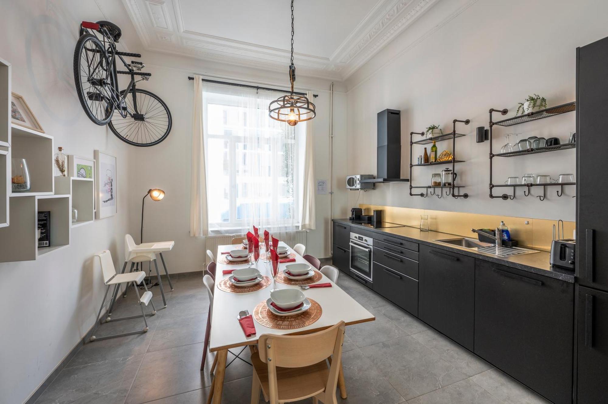 Superb 3 Bedroom & 3 Bathroom Duplex In Brussels City Centre Eksteriør bilde